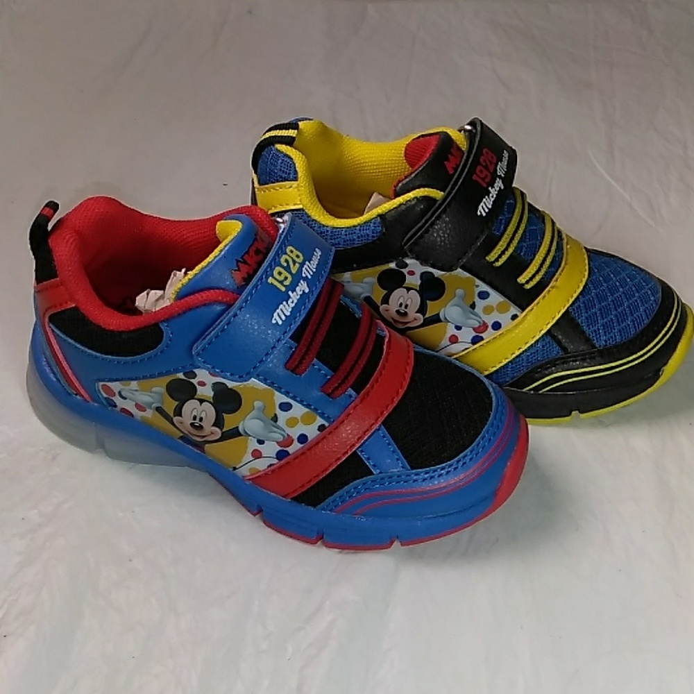 Mickey Mouse Lite Up Shoes New C5 - Picture 2 of 4